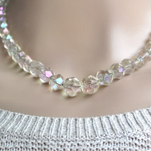 Vintage Aurora Borealis Glass Beaded Necklace Graduated Faceted Crystal Beads - Picture 2 of 4